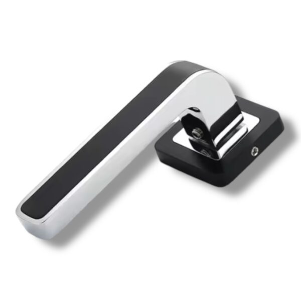 Kľučka na dvere Nero zo zinkovej ocele so štvorcovou základňou chromovaná čierna bez zámku